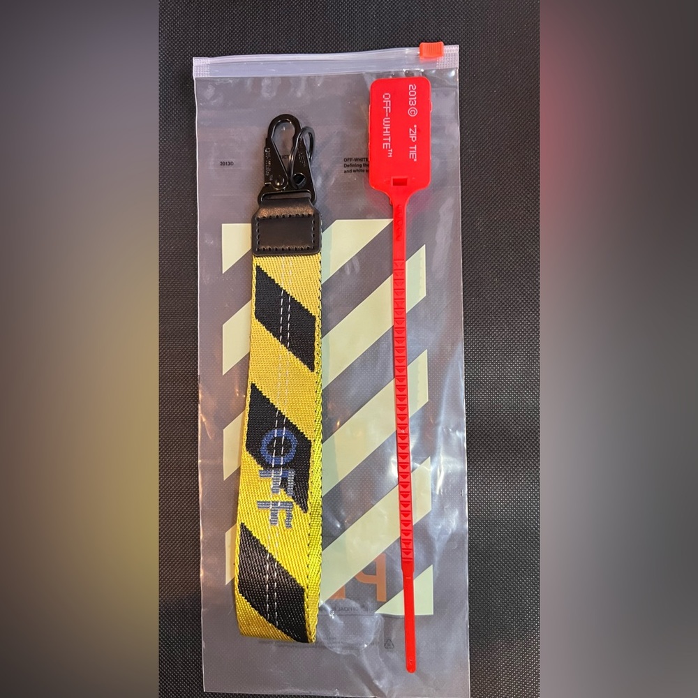Off-white Lanyard Keychain with industrial clasp (Yellow/Black)